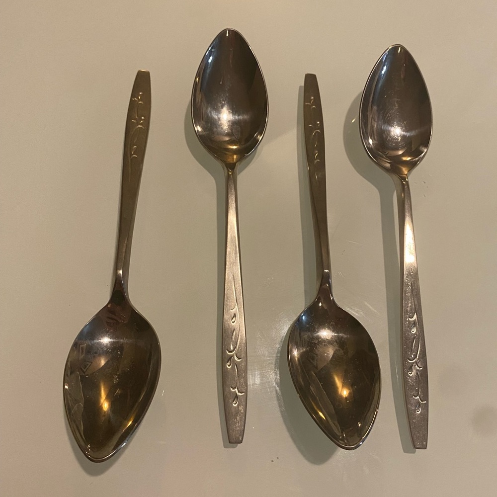 Haiti Lovely Nasco Dinner Spoon: Set of 4